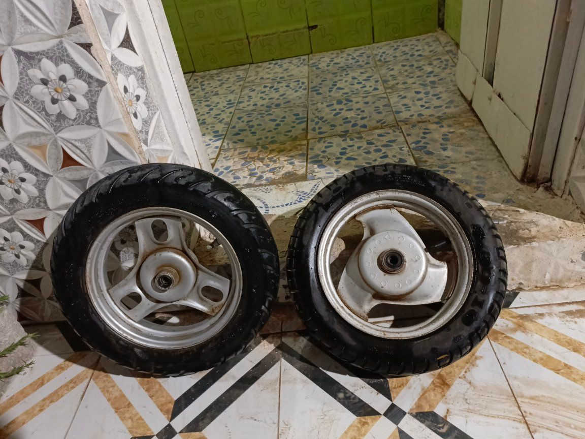 للبيع ميز مبردة حديد عدد ٢ قفص مكيف طنين  عربانه اخت الجديدة  طباخ عين  تايرات دراجه اماميات بسعر مناسب


**إذا كنت صاحب هذا الإعلان وتريد حذفه لأي سبب، رجاءا أرسل رسالة إلى الدعم الفني**