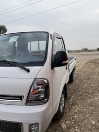 السلام وعليكم كيه حمل رقم بغداد بسمي موديل 2023 السياره جاهزه ماناقصهه...