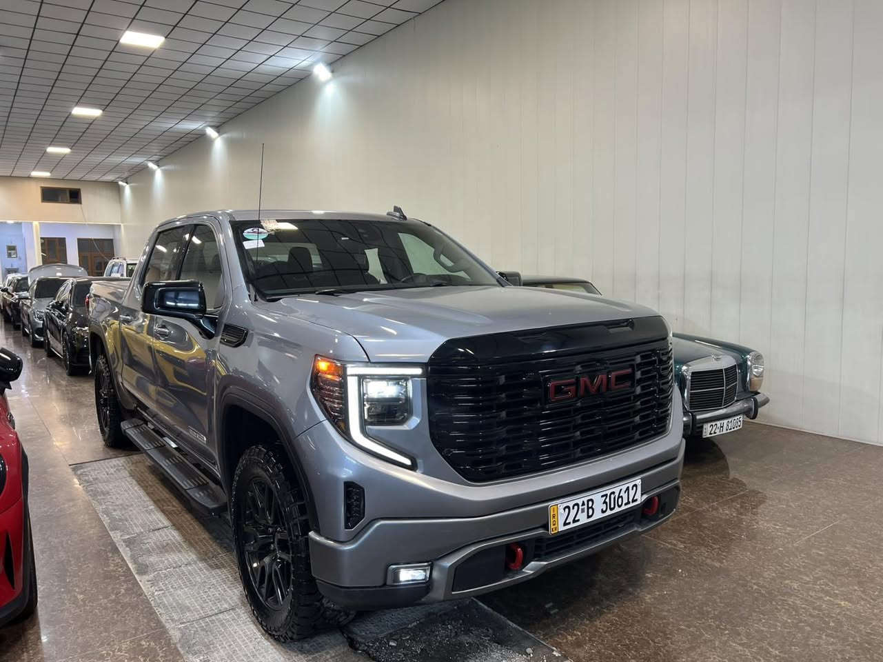GMC SIERRA ELEVATION 

موديل: 2024
وارد: امريكي 
رؤيشتن: 57,000مايل
نرخ: 31,000$
مؤبايل📞: ***********
***********
ناونيشان:هةولير _معرض هاشم للسيارات 
شةقامي ١٠٠م بةرامبةر دائيرةي گمرگ سيارات

‏HASHM_FOR_CARS___هاشم للسيارات 

موديل: 2024
وارد: امريكي 
ماشي: 57,000مايل
السعر: 31,000$
تلفون📞: ***********
***********
العنوان:اربيل _معرض هاشم للسيارات 
شارع ١٠٠م مقابل دائرة كمرك سيارات 

‏HASHM_FOR_CARS___هاشم للسيارات
