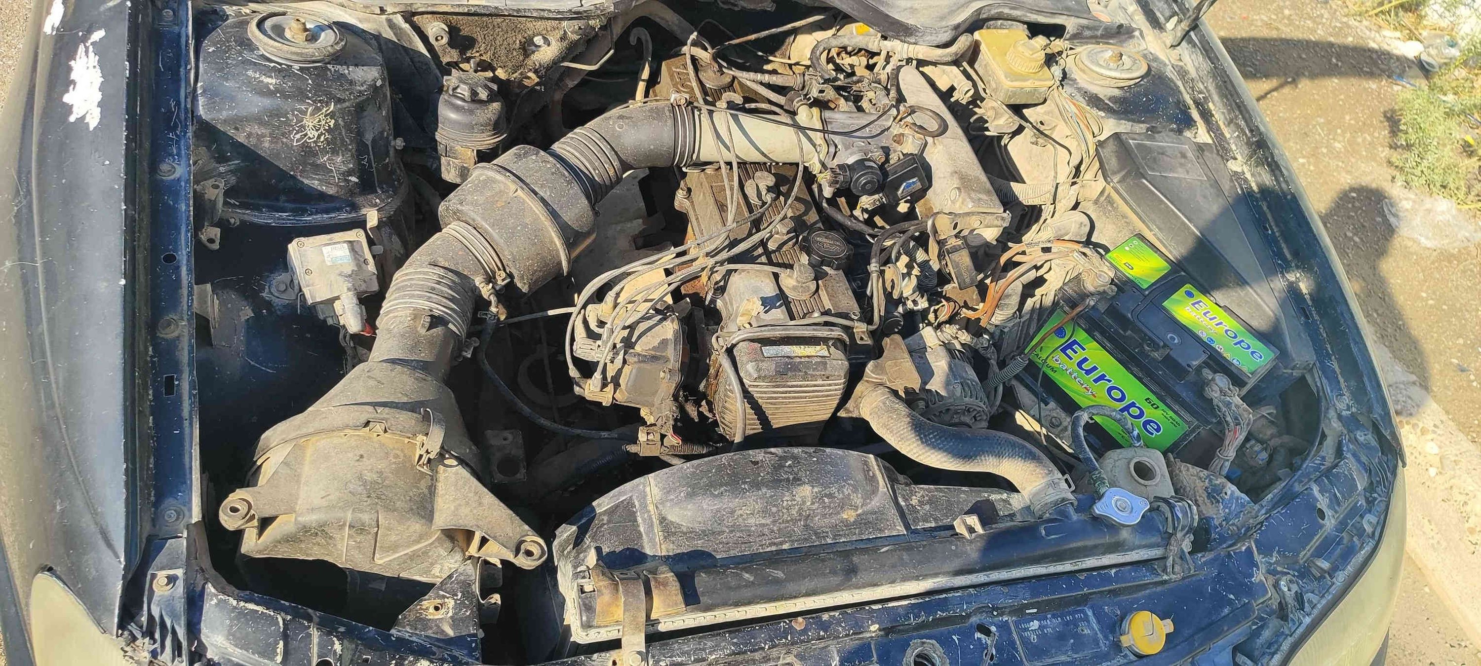 سلام عليكم السعر 25 $ وبيها مجال 
اوميكا بزون 1994 حجم 25  محورة محرك ونجي بي بداية نفخ.  وكابون بنزين.  باسمي رقم الماني سنوية لل26 
غير متواجد عالفيس 
***********
*********** Singapore
