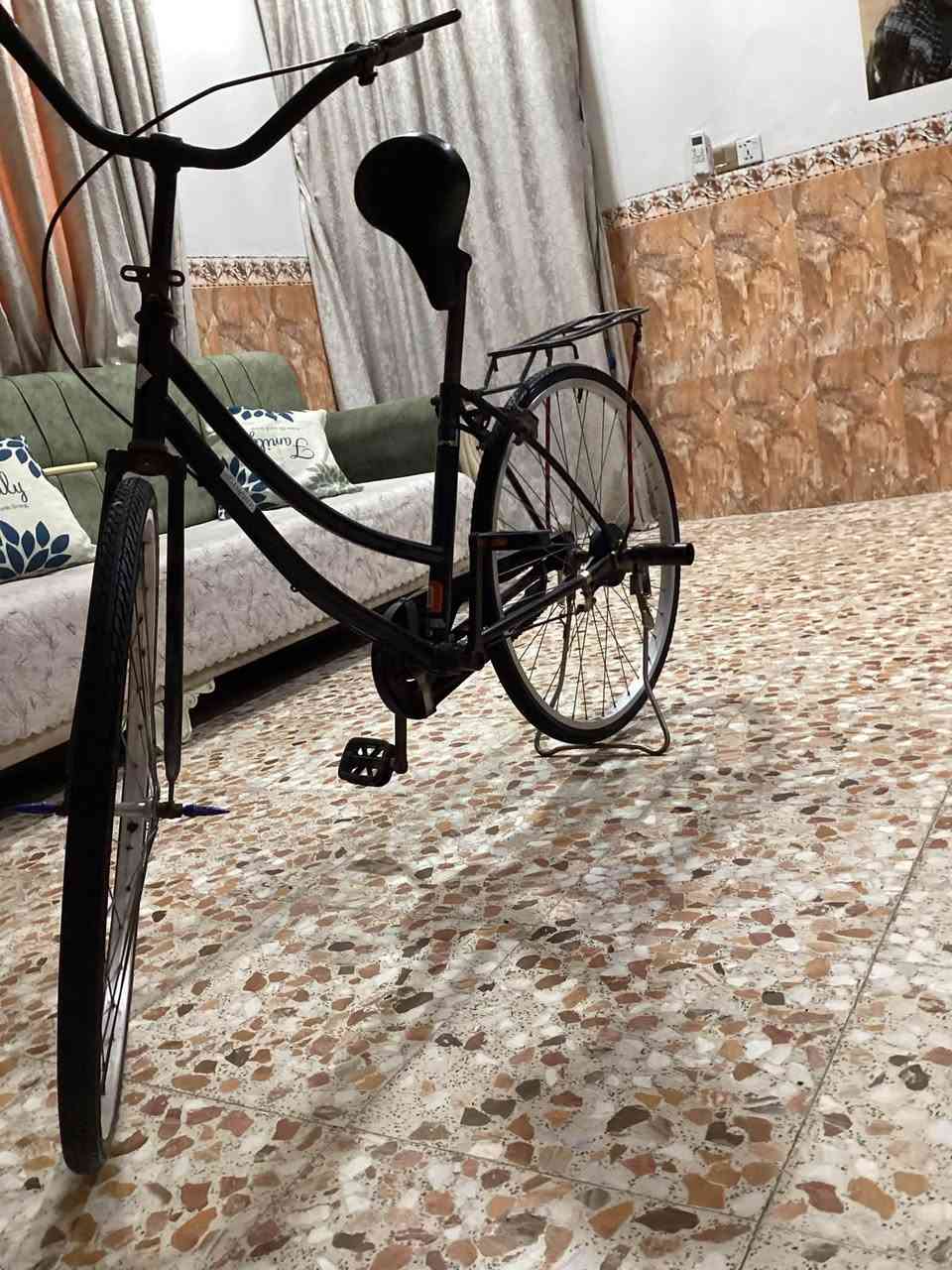 سلام عليكم بايسكل اسود للبيع الباسكل نضيف شوفت عينك السعر ٦٥ وبي مجال العنوان حله حي العسكري  شارع ثمانين جهة النجف قرب مدرسة الرحمن


**إذا كنت صاحب هذا الإعلان وتريد حذفه لأي سبب، رجاءا أرسل رسالة إلى الدعم الفني**