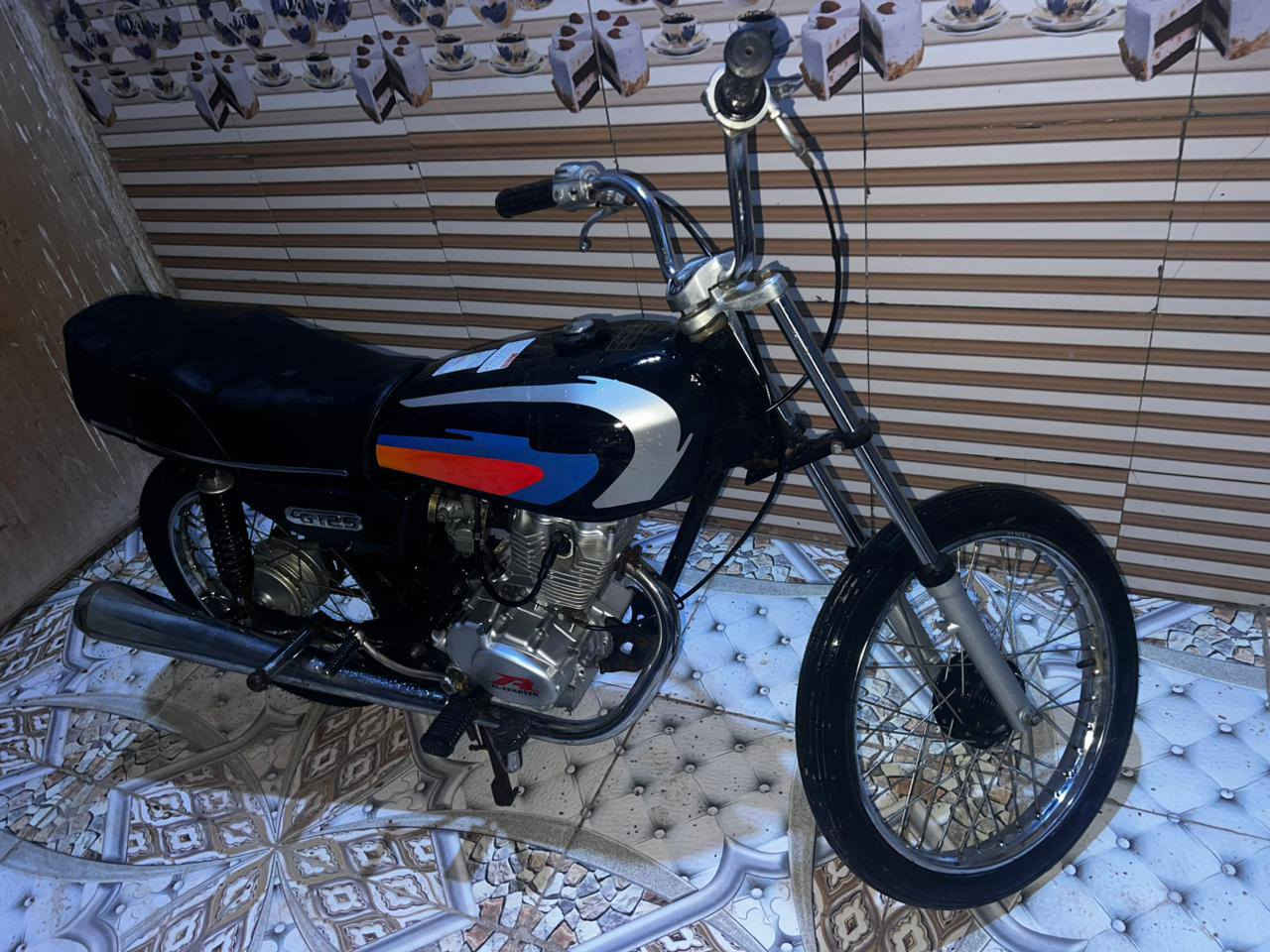 السلام عليكم رابيدو طك كارتون جديده كلش بعدهي فيلسه ممفيلسه مكفوله سرقه وعشاير تعمير 
السعر 550مكاني بصره كرمه علي او الهارثه سيد سامي ❤️واتساب ***********
