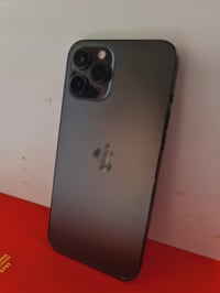 ايفون ١٢ برو ماكس • ٥١٢ • بطاريه ٨٠