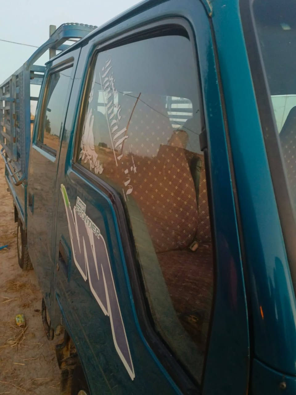 السلام عليكم كياه فونتيره موديل 1997 رقم بغداد تحويل ثاني يوم محرك 2700 تايرات جديده سياره كامله من كلشي 
سياره كفاله عامه رقم شاصي كفاله عامه سعر خاص ***********
