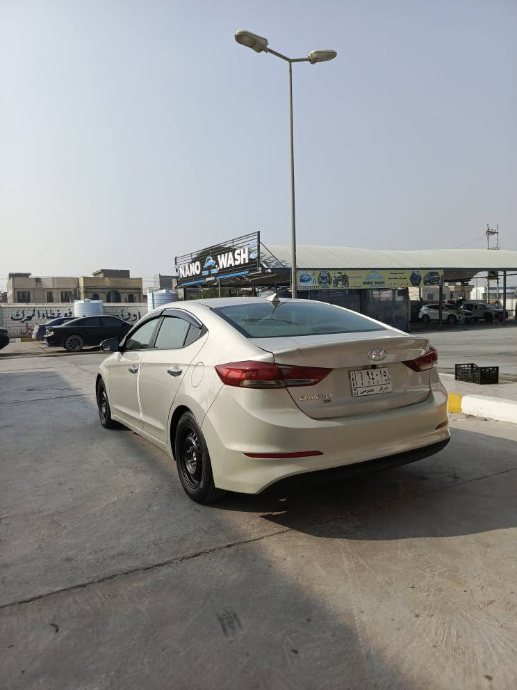 السلام عليكم ***********
النتره مديل 2017 وارد امريكي بيها صبغ 3 قطع جاملغ وبنيد وباب وبيها بارد بلجاملغ الخلفي بس بارد بدون صبغ سياره جاهزه كير مكينه حداده تبريد خير من الله سياره حلوه رقمها ذي قار تحويل ثاني يوم راعيها جيراني بلبصره سعرها (108) وبيها شي بسيط مكاني بلبصره مامتواجد بلنت اتصل وتدلل *********** البصرة, العراق
