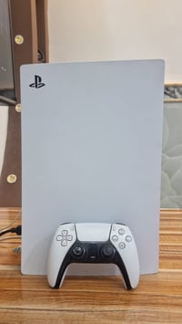 بلايستيشن 5 • نظيف فوول • جويستك اصلي