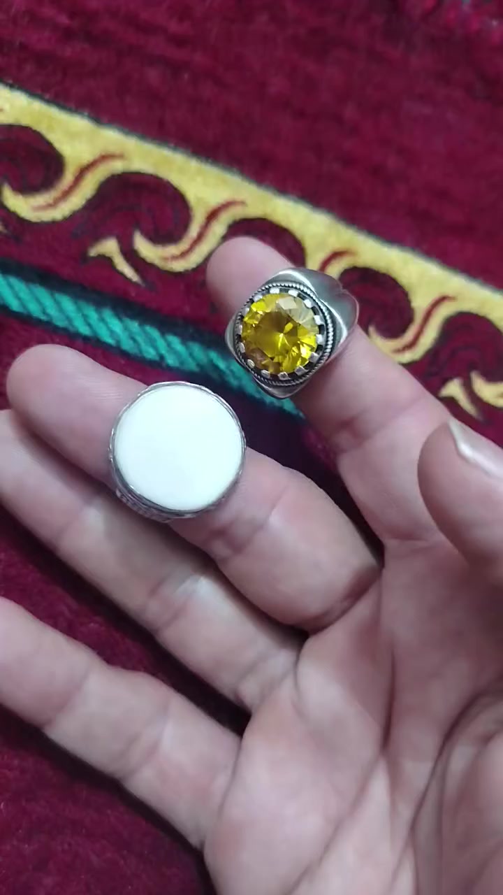 للبيع محبس عطف بحري اصلي مع محبس سترين 😍👍


**إذا كنت صاحب هذا الإعلان وتريد حذفه لأي سبب، رجاءا أرسل رسالة إلى الدعم الفني**