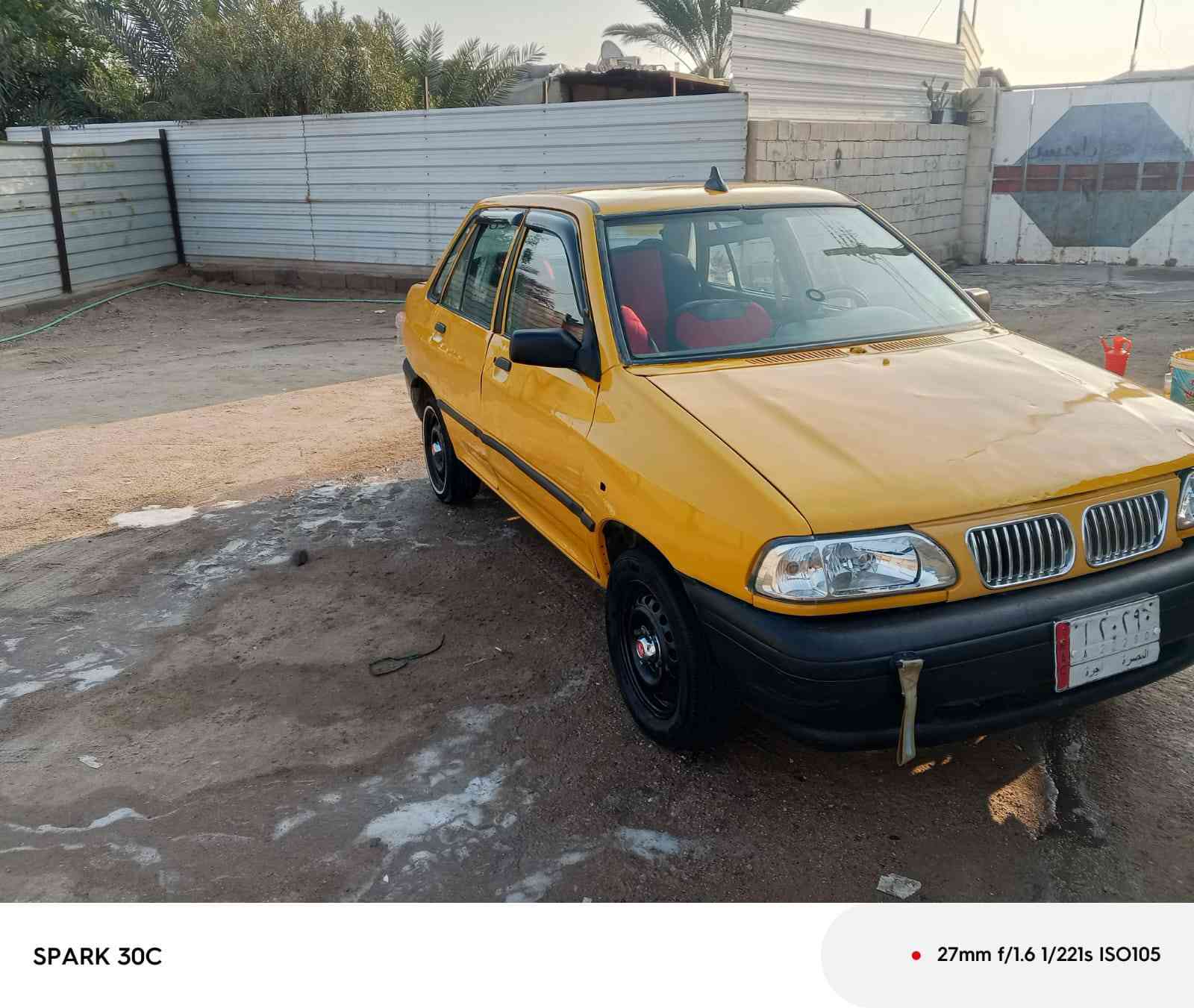 للبيع
موديل 12 بدون راعي ابيع كوم حديد 
السنوية منتهية
حاليا بيها ضرر الجملغ مال السايق دحكه خفيفه 

السعر 12 
السيارة بالبصرة 
الشراي يتصل 
***********
