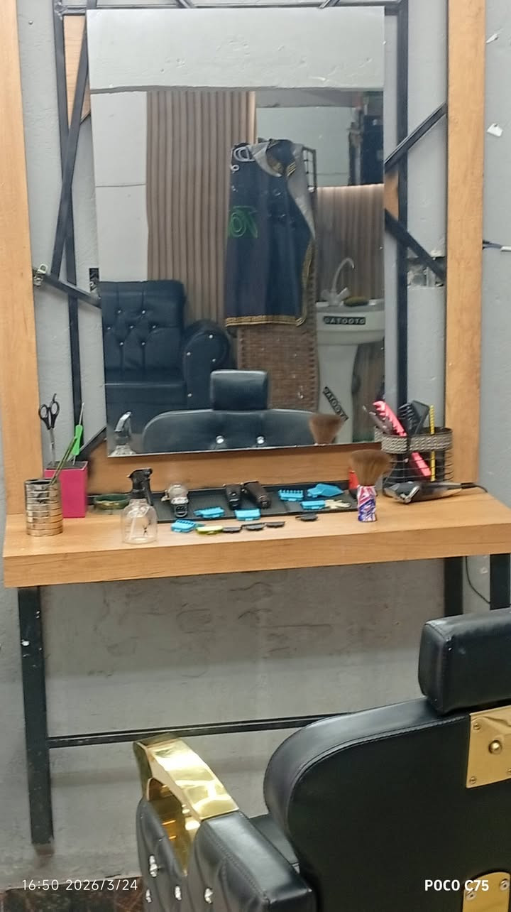 سيت ميوزه للبيع العنوان سلمان باك المدائن السعر /675
وبي مجال بسيط للستفسار /***********
