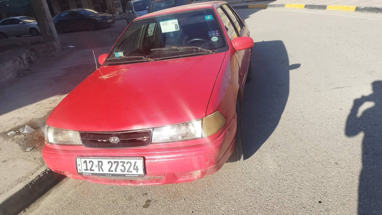 السلام عليكم، 
(قصط مابيع نقد فقط) 
هوندا بوني 
كير ومكينه بروتون شرط
طخم تايه 
وايرمنيه عام شغاله 
سنويه 31
كاربون بانزين بيها 
اني صاحبها الشرعي وشرط الوكاله والتحويل 
العنوان:  جانب الايمن 

الشراي يتصل 
***********
***********
