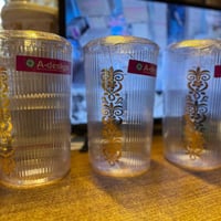 الاكرليك • نقش ذهبي • إطار ذهبي