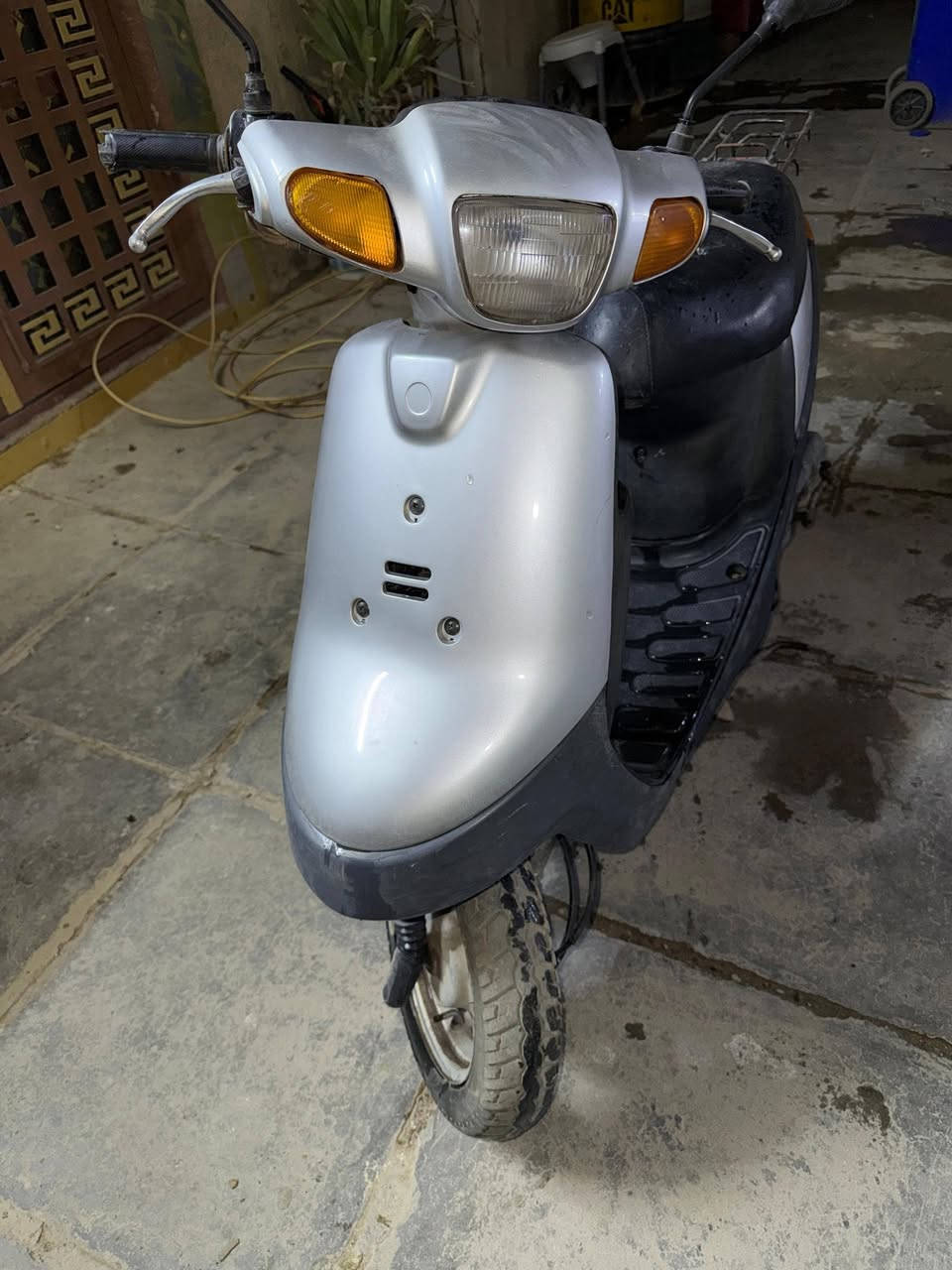 دراجتين بطه موديل 2003 الرصاصيه ما مفتوحه مبدله كفرات جديد سعرها 450ألف، الحمره مكفوله من تاير لتاير سعر 650 ألف بيهن مجال للشراي


**إذا كنت صاحب هذا الإعلان وتريد حذفه لأي سبب، رجاءا أرسل رسالة إلى الدعم الفني**