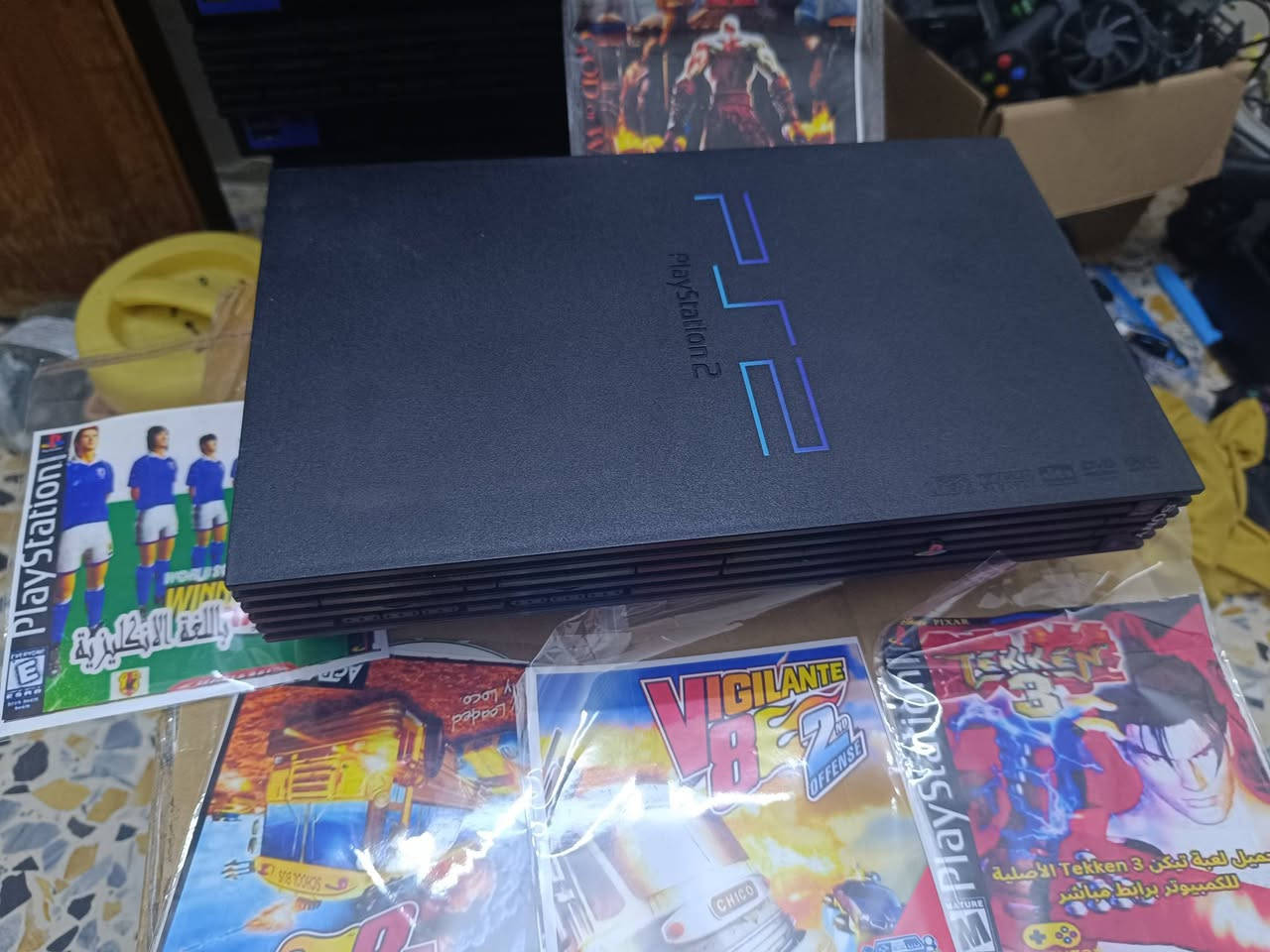 جهازين بلي2 فري ريجن واحد اسود شفاف موديل 50000ولثاني موديل 39 الاجهزه نضافتهن 90 كامل كل ملحقاته مع كل جهاز 10 اقراص بلي2 وبلي1 سعر الجهاز65 الف نهايته.***********
