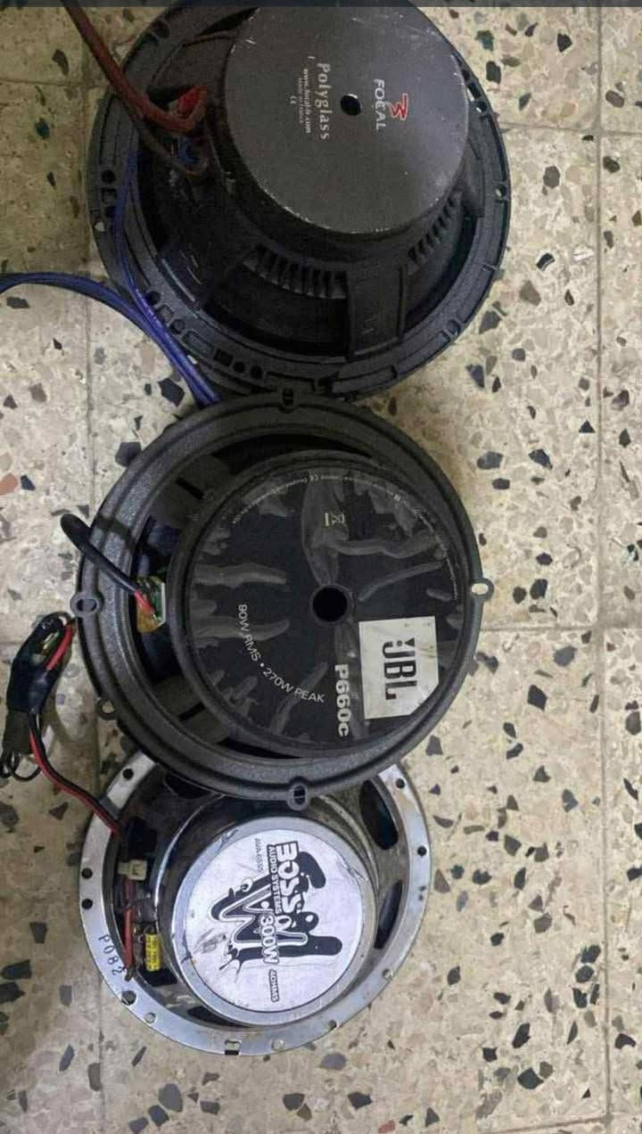 سستم سماعات مكون من
GBL 270W عدد 2
BOSS350 W عدد 2
Focal 350 w عدد 2 
للاستفسار لاتصال 
***********
