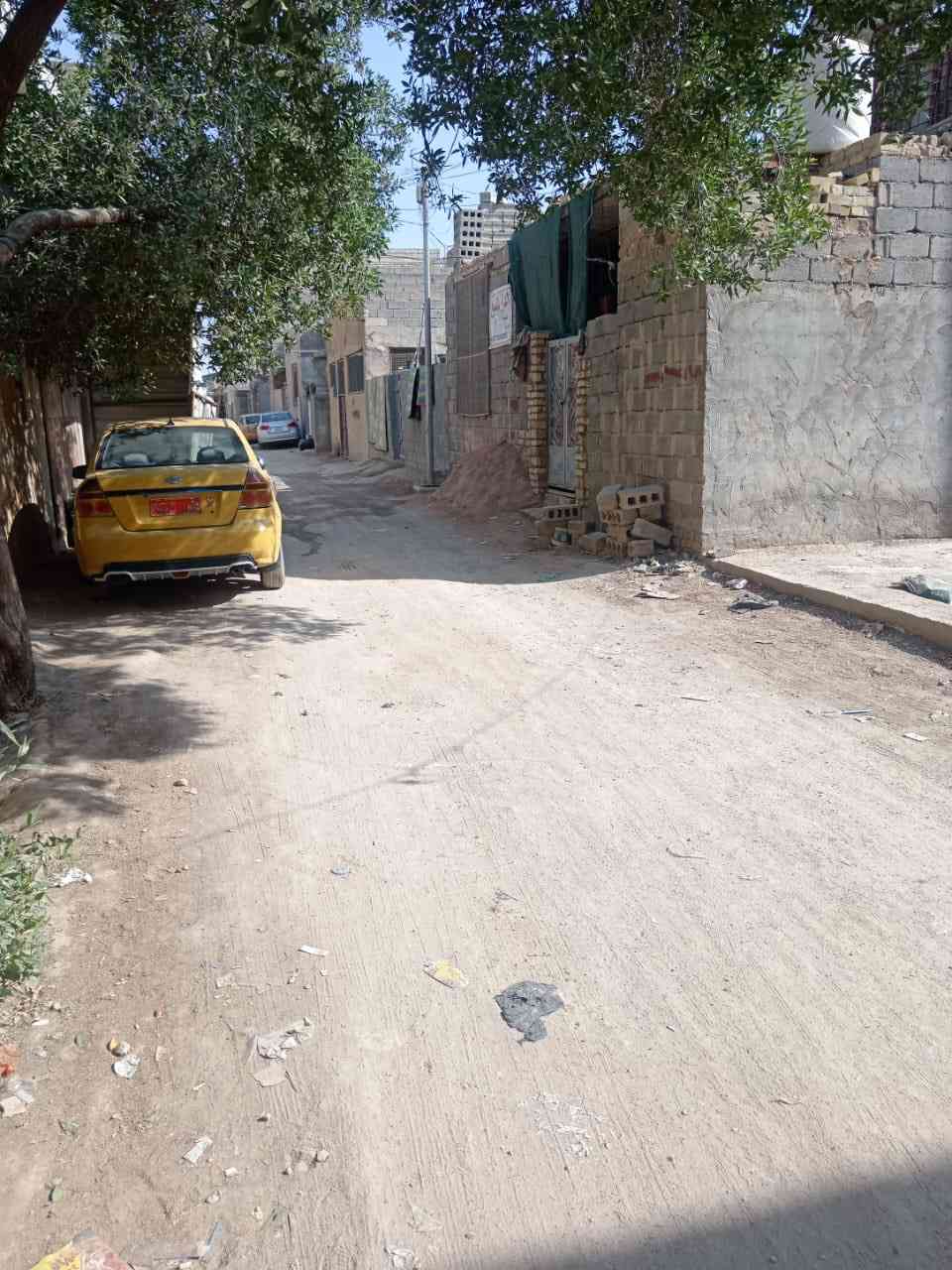 بتلو في كربلاء
سلام عليكم بتلو 100 متر 
في كربلاء البوبيات عمود 102 مقابيل مكتب اليساري 
غرفة ومطبخ وأستقبال وحمامات داخلية وخارجية 
السعر 40 وبي مجال ، الرقم ***********7
