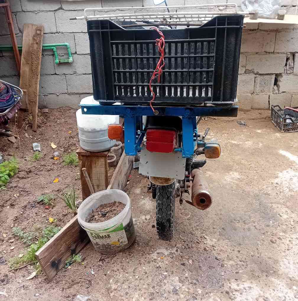 دراجة للبيع 
أدوات الزبير, البصرة


**إذا كنت صاحب هذا الإعلان وتريد حذفه لأي سبب، رجاءا أرسل رسالة إلى الدعم الفني**