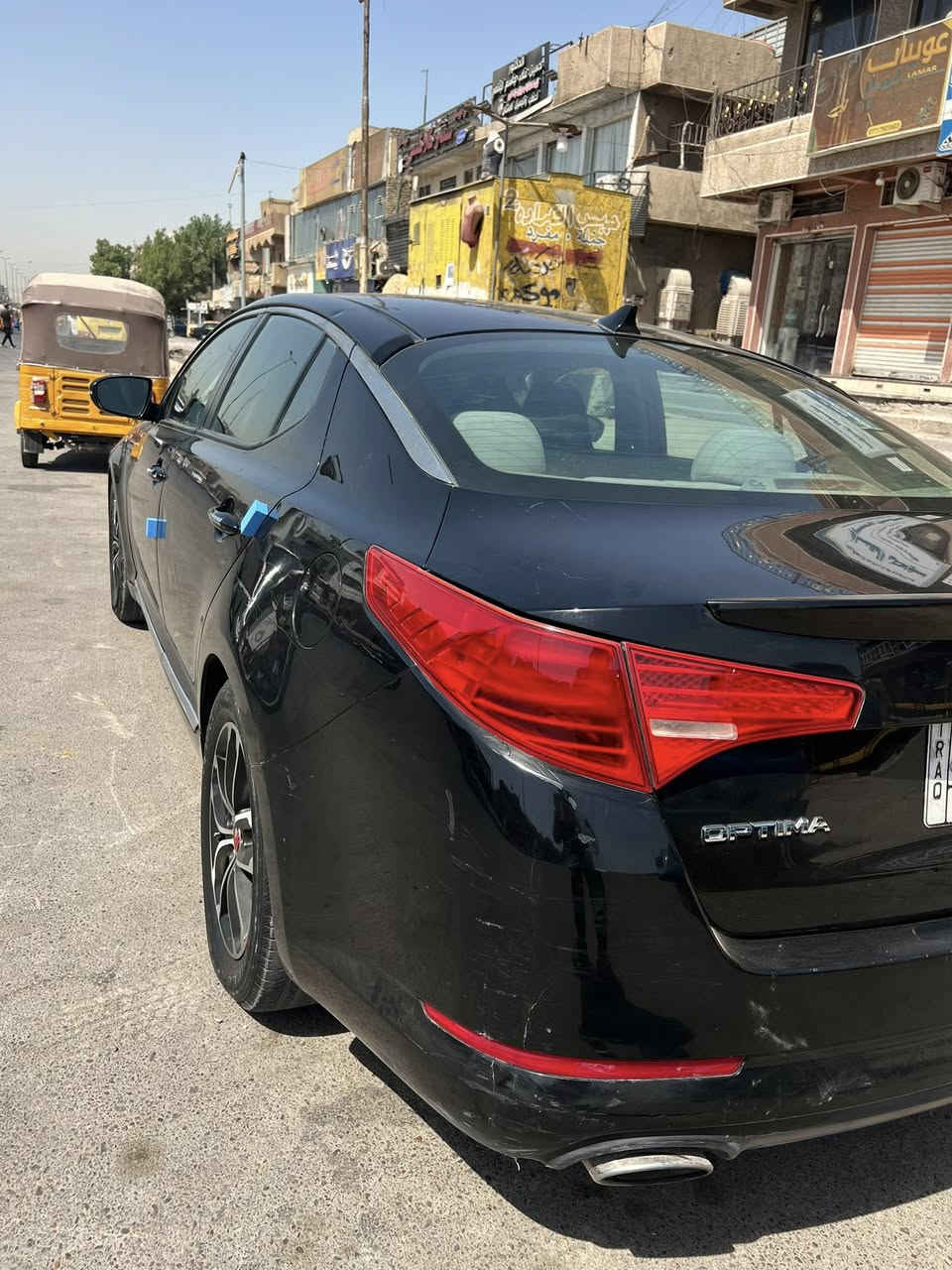 السلام عليكم اوبتما مديل 2013 وارد امريكي سياره كلين بدون ضربه او صبغ انطي كفاله كير ومكينه  كشر رقم السياره بغداد 
مواصفات السياره تحكم ستيرن شاشه كامره نضام الايكو السياره عليهة عالي زنون اصلي 
السعر 115 بيهة مجال. بسيط
استفسار***********
مكان السياره بغداد
