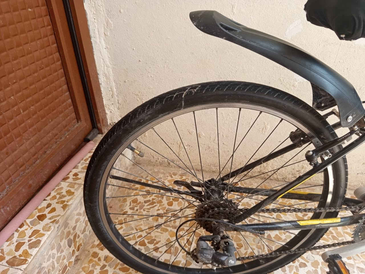 باسكال لبيع حيل نضيف مابيها كل شي ولا شي مبدل وضع الشركه سعر باسكال 150 بيه مجال قليل


**إذا كنت صاحب هذا الإعلان وتريد حذفه لأي سبب، رجاءا أرسل رسالة إلى الدعم الفني**
