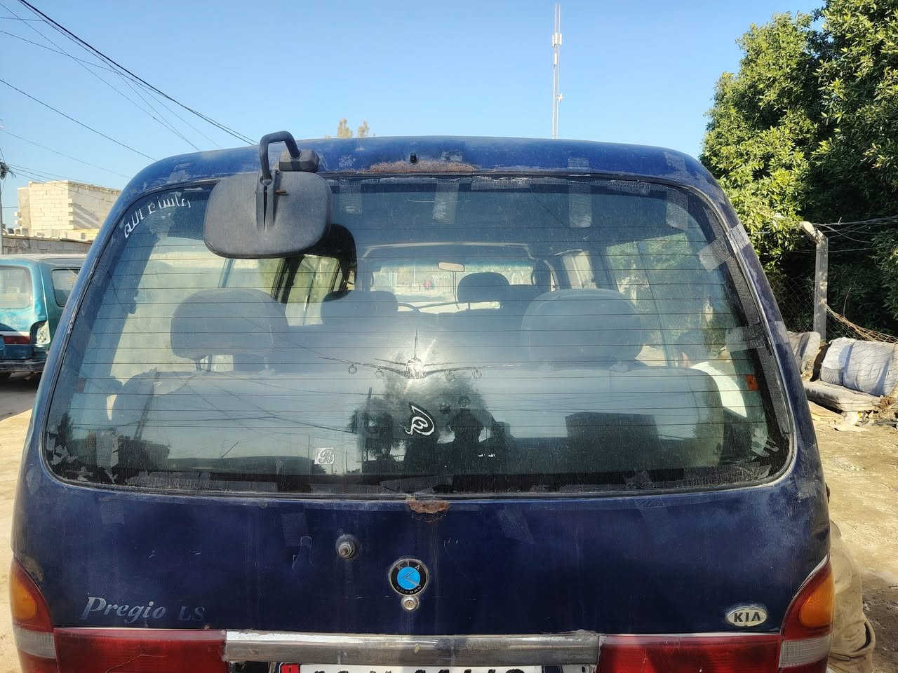 اللهم صلي على محمد وآل محمد شباب سلام عليكم كيه بريجو موديل 96بغداد انكليزي بسمي السياره بلاد شواصي 3جدد والجو العبري معمر كير محرك اكسن جديد العنون النجف الاشرف السعر 50وبيه مجال رقمي *********** بدون خاص رجان
