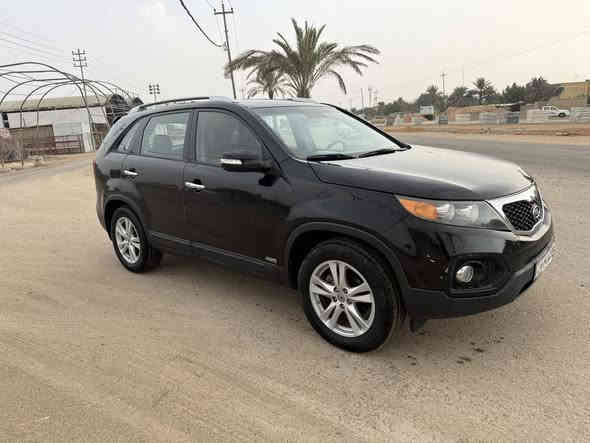 كيا سورنتو وارد امريكي داخله اكلين بالعراق صار بيه صبغ اثر جراد وشخوط مكفوله دواخل ابد مابيه ضرر 
مكينه V6 ع وضع الشركه
رقم بغداد الجديد تحويل ثاني يوم
بصمه تشغيل وبوب
فور ويل 
اشاره بالمري
تبريد قطعتين ثلج
مانع انحدار
كشن كهرباء
كشنات جلد
وبيه بعد مواصفات سعره كلش حلو 
سياره جاهزه للاخير 
السعر ١١٥ للاستفسار ***********/***********
