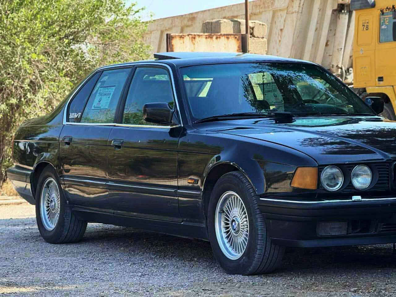 السلام عليكم للبيع اوللمراوس بيئم750اصل12سلندررر رقم بغداد فول وجاهزه شراي يتصل***********والسعر جوه السوك ب60واني مكلفتني اكثر من 80✓ورقه بس سوك تعبان وتحياتي
