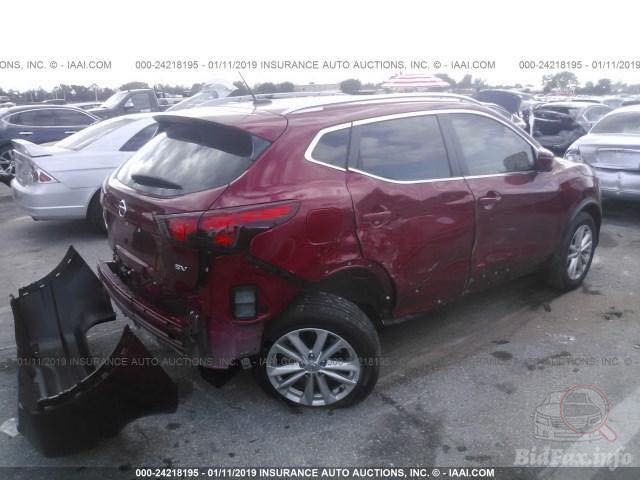 سلام عليكم نيسان روج سبورت sv 2017 وارد امريكي  
ضررها  بسيط وخلفي فقط وصور الحادث مرفقة مع الصور
في العراق بيها حادث شوية من دعامية وجاملغ جهة السايق
السيارة نضيفة لا لغود ولا شواصي
ماشية 61 الف ميل
محرك2000 
4سلندر مرغوب واقتصادي
 

شاشه جبيرة+ كامرة خلفية 

بصمه تشغيل+ مانع انزلاق +ABS
كهربائيات السيارة كلها شغالة وبحالة الوكالة
فول تحكم ستيرن

بلوتوث + AUX+ USB

تبريد قطعتين امامي خلفي 

رقم بغداد الجديد انگليزي

سعر السياره 135 ورقة وبيها مجال للشراي 

مكان السياره بغداد حي الحسين

هذا رقم صاحب السياره ((((   ***********)))) بي واتساب
