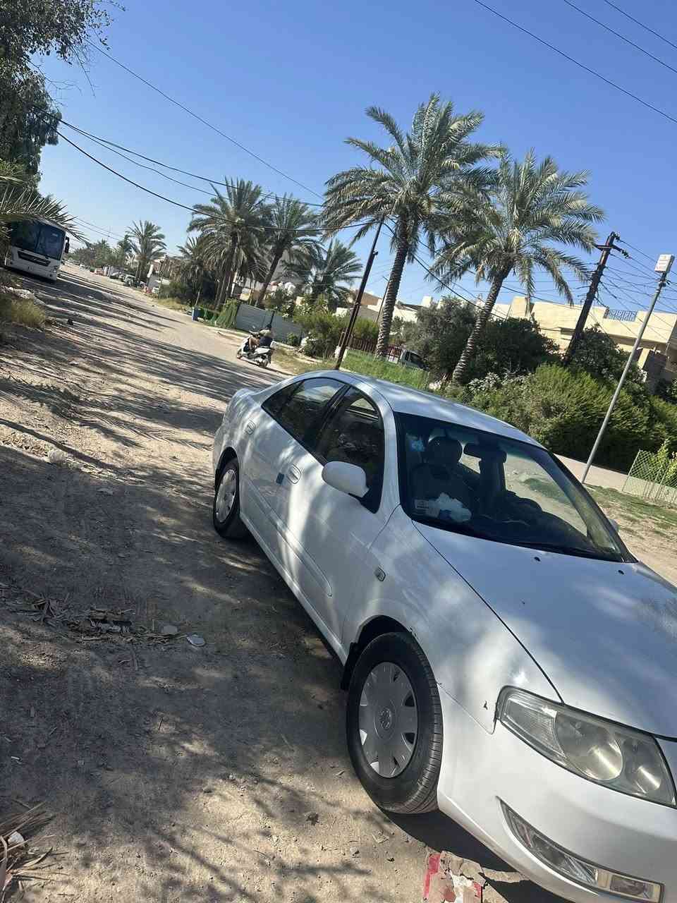 السلام عليكم نيسان سني بدي كوري كير محرك جدد تخم تاير جديد صدر كله جديد داخل بجيس سياره مكفوله من صبغ بيه بارد قطعتين  سياره جديده ومال جناي سعره٩٨ وبيه مجال بسيط عنوان بغداد الغزاليه قرب دائره المرور  ***********
