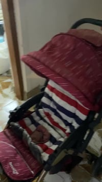 عربانة طفل • ميز طعام طفل