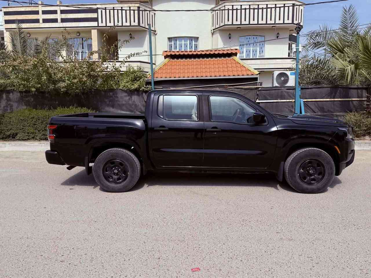 السلام عليكم 
نيسان بيكم فونتيرا دبل قماره موديل (2022) وارد أمريكي محرك ( 6 ) سلندر ( 3800 ) رقم اربيل بأسمي 
حادثها باب وجاملغ بدون دواخل و بدون ايرباك  السياره جديده وجاهزه من كل النواحي بيع مستعجل  المكان بغداد 

*********** وات ساب 
***********
