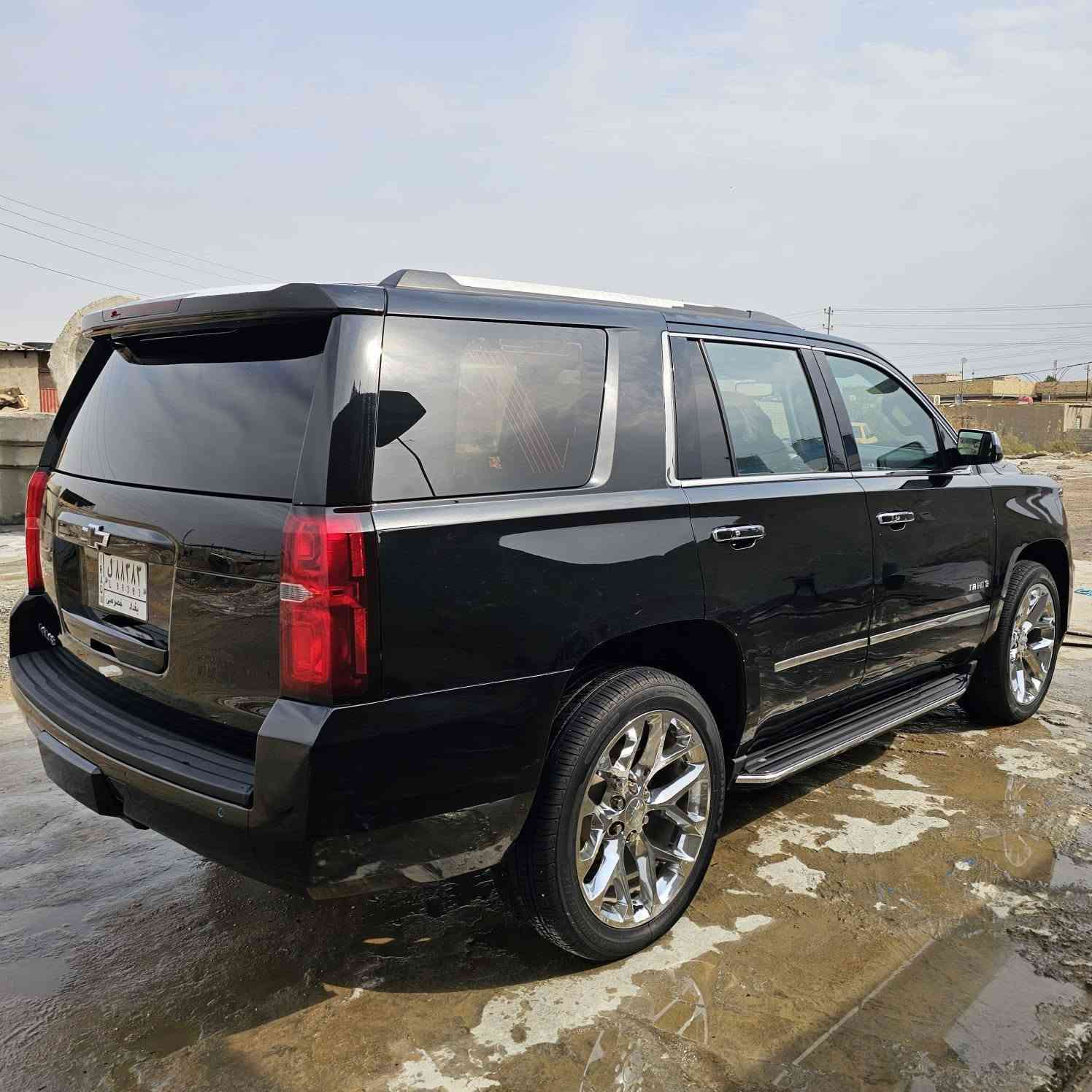 السلام عليكم تاهو للبيع موديل 2019 رقم بغداد بأسمي 
 فول مواصفات  LTZ  المكان الديوانية قضاء غماس 
السعر 290 
للاتصال ***********
