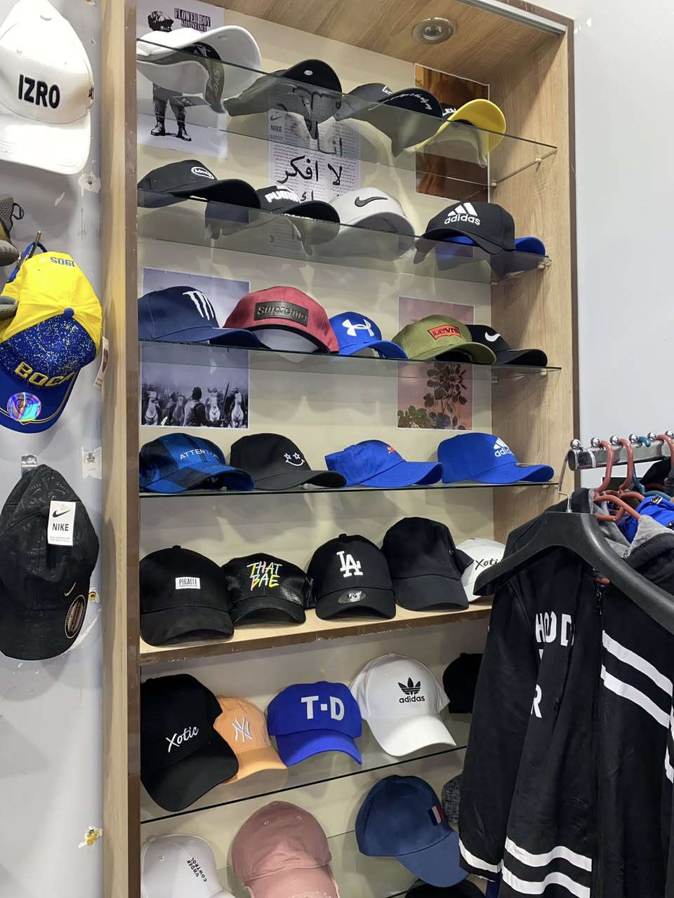 السلام عليكم.♥️
تم.افتتاح.محل احذيه باله . رياضية🌹
 
♥️العنوان_مقابيل المهره _داخل _قيصرية _الساري ♥️

احذيه باله ترانشوزات اصلي رجالي ♥️

جميع الاحذيه الرياضيه♥️

بأسعار.مناسبة .جداً _🎴(أسعار _تبدي _من.٧ لحد ٢٠)

اتصال 📞 *********** فقط واتساب ♥️

حياكم الله ♥️
