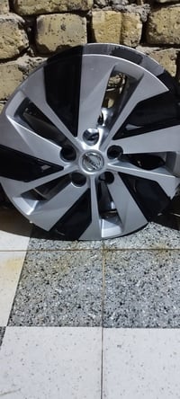 اكسسوارات سيارات • للبيع