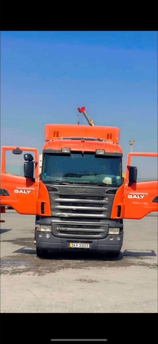 السلام عليكم سيارة للبيع سكانيه موديل 2006 رقم بصره حجم (420)انجكسن كير كوبرة 900 سيارة مكفوله عده باب السكن بي شويه صبغ الباقي كفاله للاستفسار *********** مكان السياره بصره اني مكلف بل نشر
