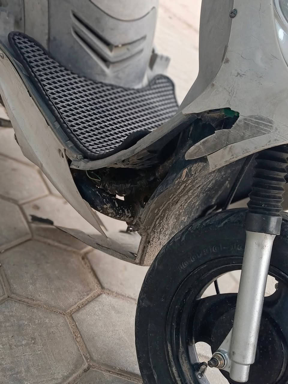 لماكس منغولي للبيع غراضه كامله بس الحيه مكسوره هستوني مجفت شلعه ومعدل فول ادامه كلجات للبيع السعر ٤٠٠ وبيها مجال حك الجيه الاستفسار 0785588801


**إذا كنت صاحب هذا الإعلان وتريد حذفه لأي سبب، رجاءا أرسل رسالة إلى الدعم الفني**