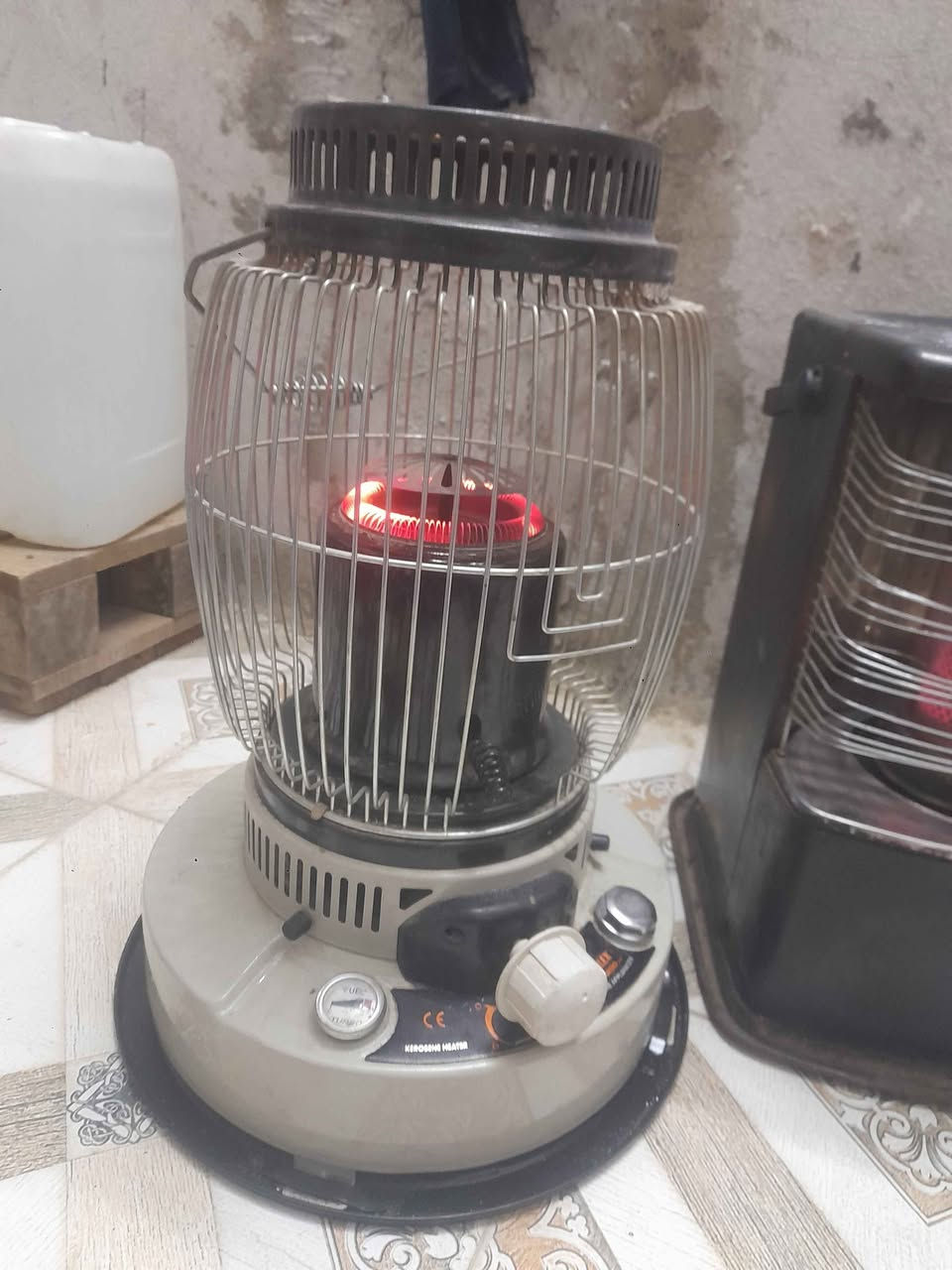 سلام عليكم صوبه البيع اخت الجديده شغاله على الفحص سعرهه ٥٠ الف مكاني الزعفرانيه يم عمارات سعيده *********** بغداد, العراق
