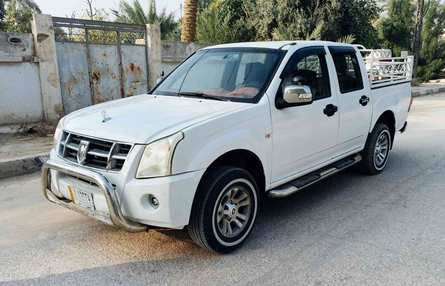 السلام عليكم بيكم جنبي 2012مكفوله من الضربه و التبديل سياره حلوه مال جناي جاهزه برغي ماعايزه رقمه مثنى سنويه جديده السعر 48 الاتصال ***********مكان نجف
