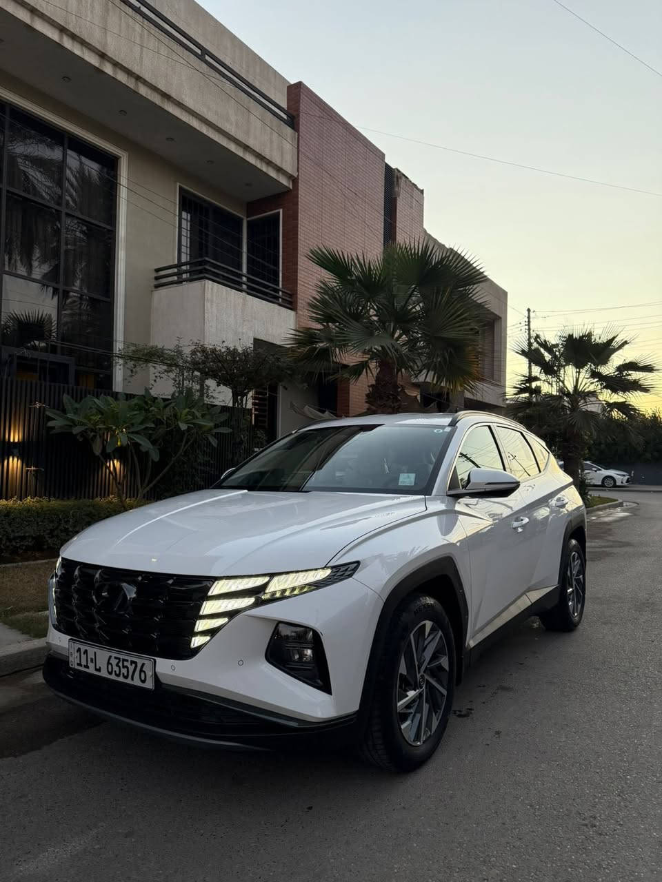 السلام عليكم للبيع
توكسان 2024 خليجية
ماشية 35  
رقم بغداد باسمي تحويل مباشر
بصمة تشغيل عن بعد 
اوتو هولد 
٣ وضعيات قيادة سبورت ايكو وعادي
شاشة ايباد جي بي اس 
كاميرات 
حساسات امامي خلفي 
كشنات كهرباء عدد ٢ 
شاحن تايب سي /وشاحن واير ليس
هواي موصفات بعد 
سياره وضع شركة حتى ضمان بيها
مكينة 2000 دوش 
مكفولة حتى من زلغ لزكات شركة بيها
السعر 223 وبيها مجال بسيط. 
مكاني بغداد حي العدل
وهذا رقمي ***********
