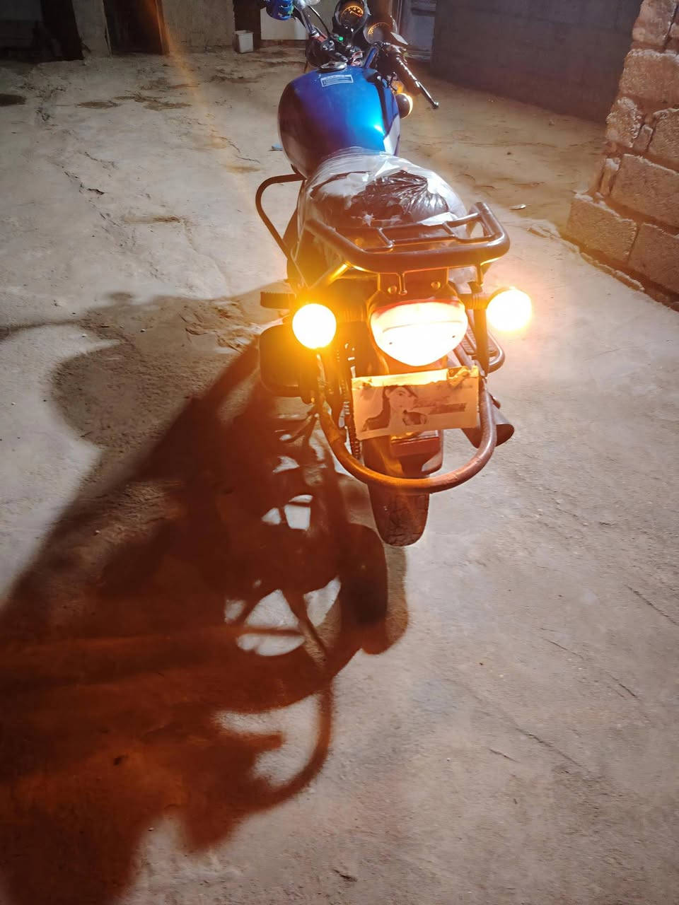 دايوان للبيع كلك
موديل ٢٣ مكينه ٢٠٠
نضيفه فول
السعر خاص
***********
