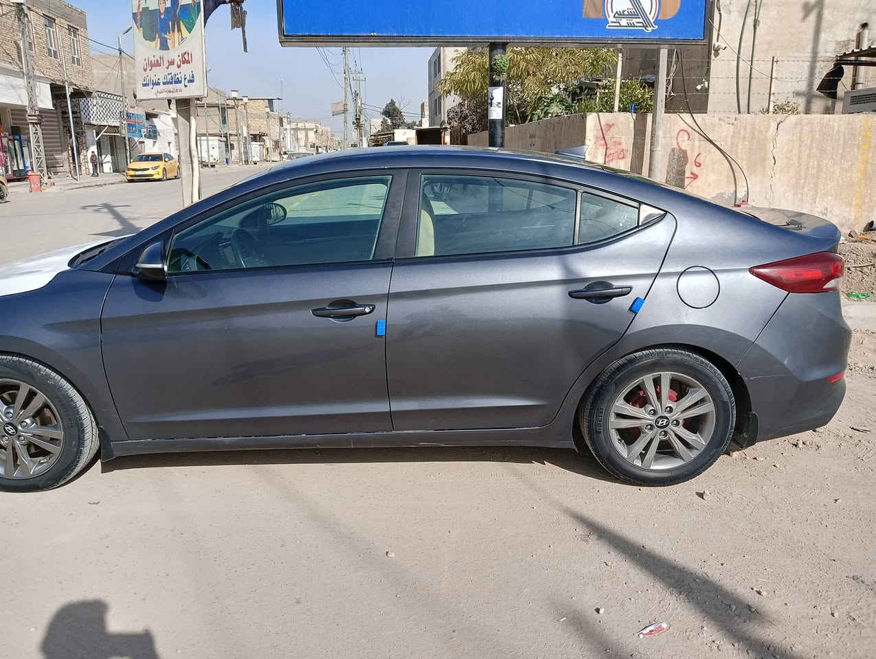 السلام عليكم سياره للبيع النتره وارد امريكي رقم مثنى اشاره بالمرء تدفاه كشنات كامره تحكم استيرن رادار حداديه مكينه كير جاهزه مكاني ديوانيه الحمزه الشرقي 
125 وبيهه مجال ***********
