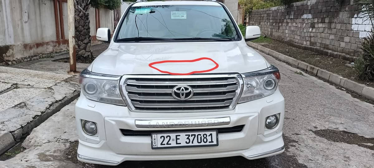 لاندكروس 2009محدث الفين 2015 بيها صبغ بل بوند اشويه الي بيها ايشاره بل قبق الصندوگ اشويه السياره محدث داخل خارج2015 محرك كير نضيف سياره فول مواصفات بدون ضرر الاتصال على هاذا الرقم ***********@
