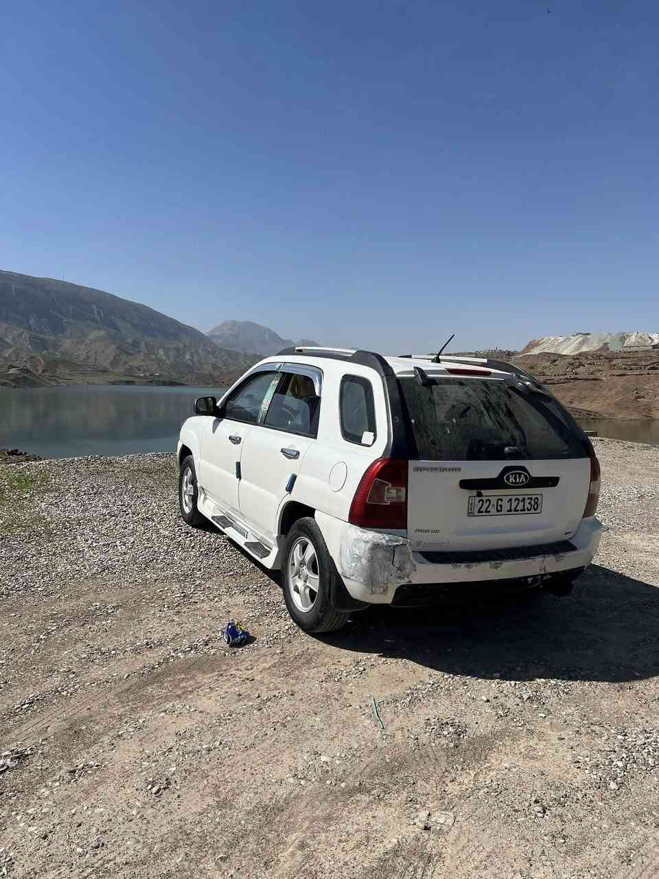 السلام عليكم

سبورتج 2005خليجي كير عادي 

مكينه 2000 دوش 

كير محرك خير من الله 

تبريد ثلج 

صدرها حلو 

كهربائيات كلها شغاله 

رقم اربيل دولي وكاله عامه بأسمي 

ضررها جاملغ  وباب بدون اي دواخل وع اثرها نصبغت صفحه 
وسونار مرفق بلمنشور 

مكاني ديالى بعقوبه 

السعر 80 وبيها مجال بسيط

***********
