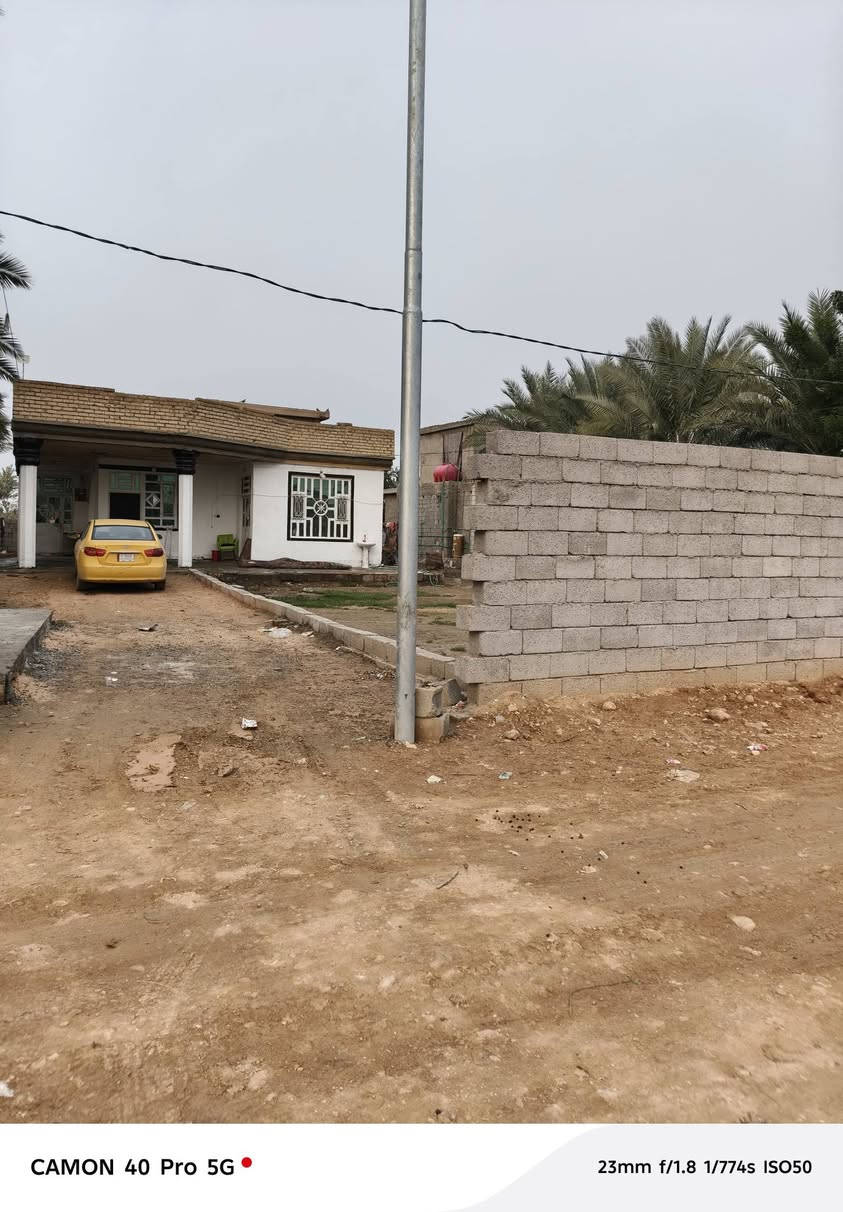 السلام عليكم بيت بحي رشيد مساحه 600متر الاستفسار ***********
