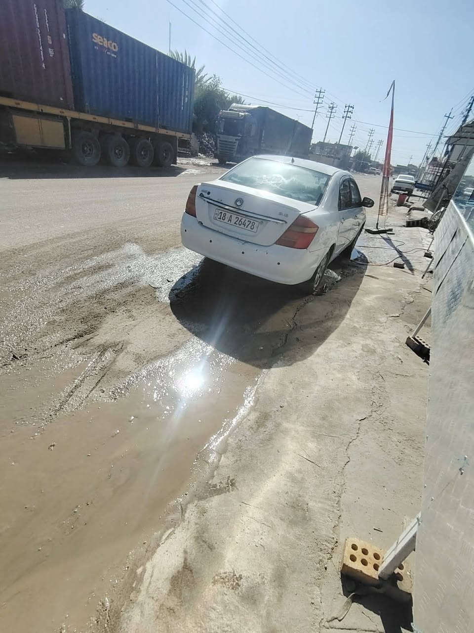 السلام عليكم جيلي موبل موديل 2012 كير مكينه تبريد كفاله رقم بابل نكليزي بسمي سنويه 2028هزه جديده السعر 46وبيها مجال بسيط ***********مكان بابل سكندريه
