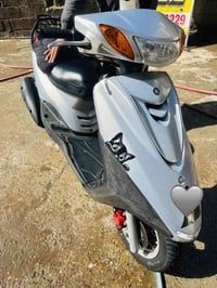 للبيع دراجة اكسزز مكينة مامفتوحة بيها فقط شوية عواج بلماشة مال ستيرن س...