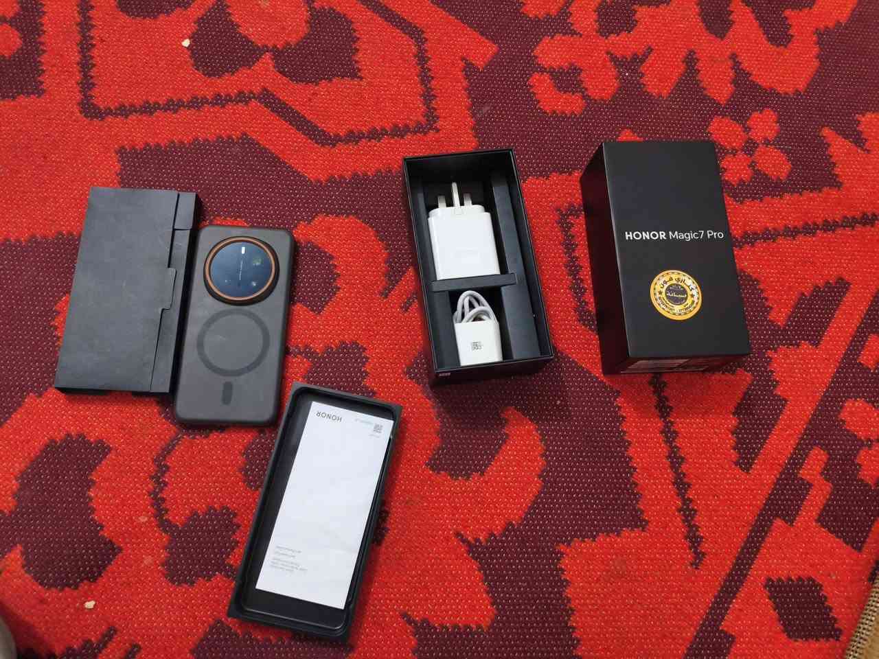 512/12
نضيف حيل مستعمل ايام وياه كفر سعره 15الف مراوس هم عادي 15تي برو او 15الترا عادي
غراضه كامله سعره 850 مكاني بغداد ابوغريب او عامريه بي
***********
