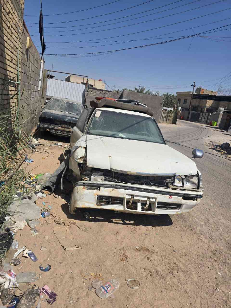 السلام عليكم سيارات ثنين للبيع ارنب ابيض وارنب لون نيلي الارنب النيلي ادوات والرنب البيض أصولي للبيع السعر 35 وبيهن مجال رقم الهاتف***********/***********
