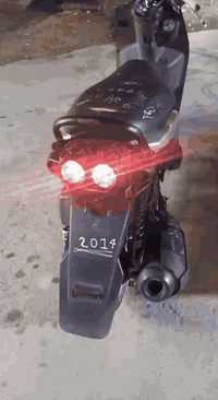 السلام عليكم
سكنس جبلي 2014 بوشة بلادية مبدلة بس ولفات مكينة مكفولة من كلشي نكرة سلف وخرسة متسمع صوتها شلعة ومعدل دراجة ختم واحد كلها عدا الكفرات مضروبة فابلون سعرها 850 وبيها مجال للشراي الله شاهد جاي ابيع لان محتاج فلوس مكاني بغداد حي الحسين وهذا رقمي متواجد واتس ***********
