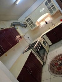 كاونتر نظيف بدون اضرار تفصال. خشب ثكيل العنوان مجمع ريحانه قرب مجمع بس...