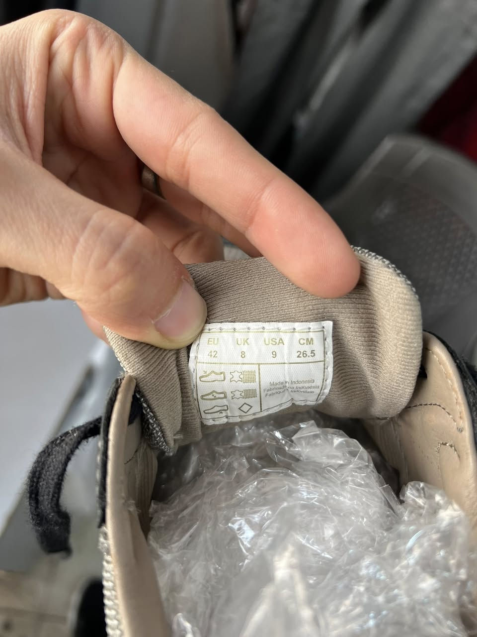 GANT orginal
size_42_26.5
بالە مستخدم 
نظافە %100
توصیل جمع
اندنوسیا
بالە مستخدم
***********
