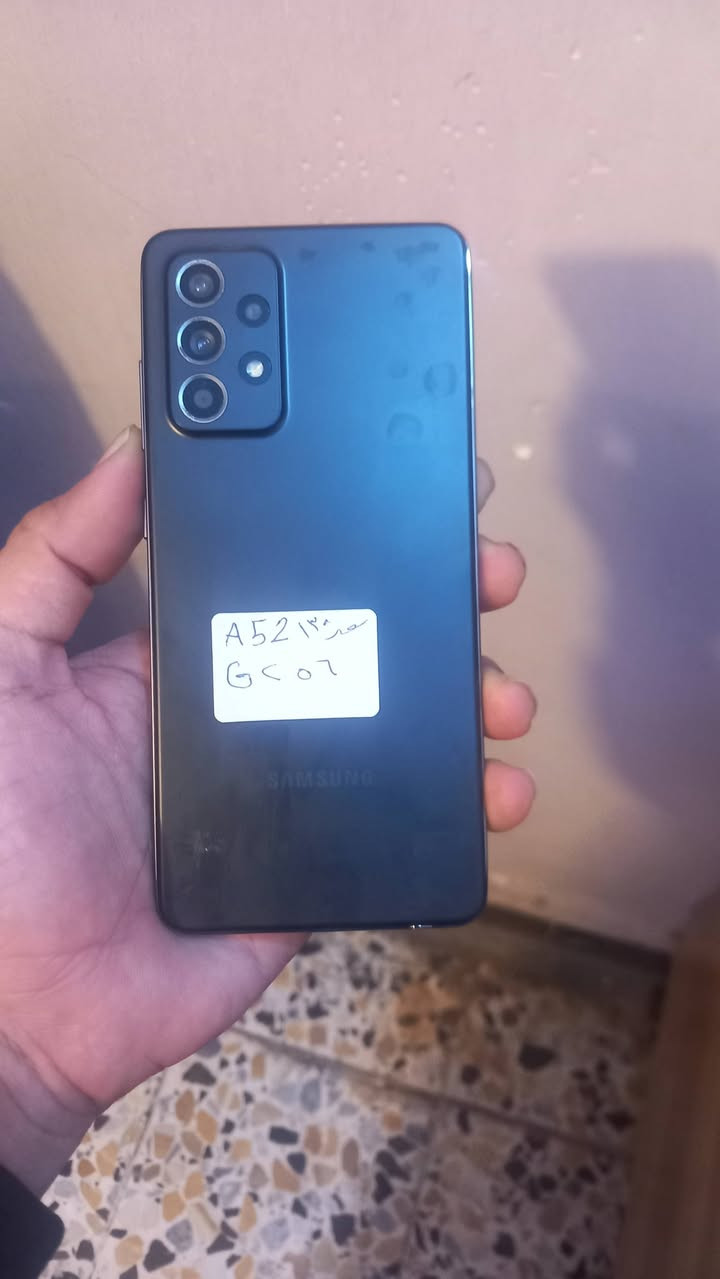 a52 ءاكرة ٢٥٦ جهاز اخو نضافه ١٠٠ 
سعر ١٥٠ قفل مكان بغداد 
يوجود توصيل ‎0772 854 6592
